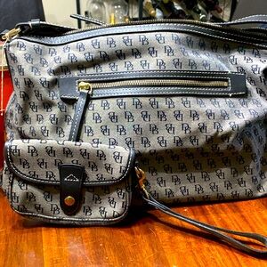 Brand new vintage Dooney and Burke… never carried